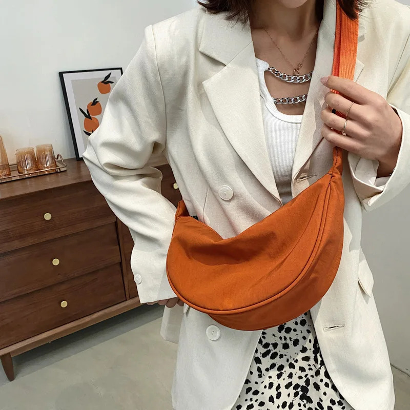 Solid Color Chest Bag For Women Large Capacity Travel Crossbody Female Half Moon Belt Bag Ladies Daily Street Fanny Packs 240805