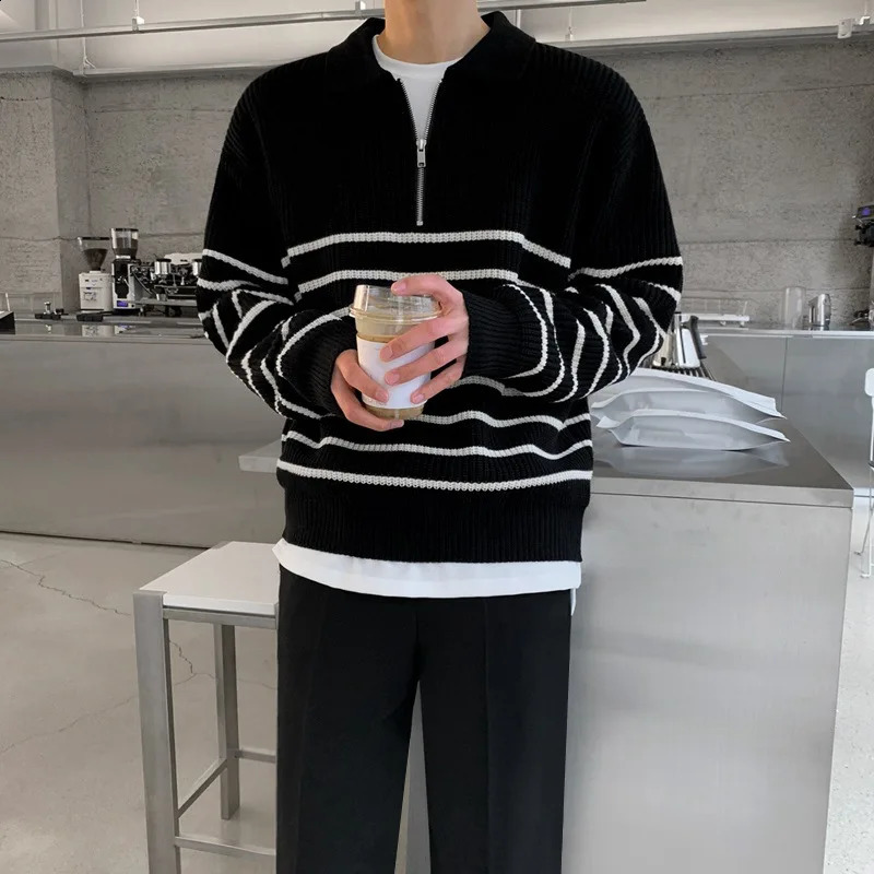 Autumn Korean Mens Light Style Lapel Long Sleeve Sweater Fashion High-end Loose Retro Casual Half Zip Striped Sweater Top 240729