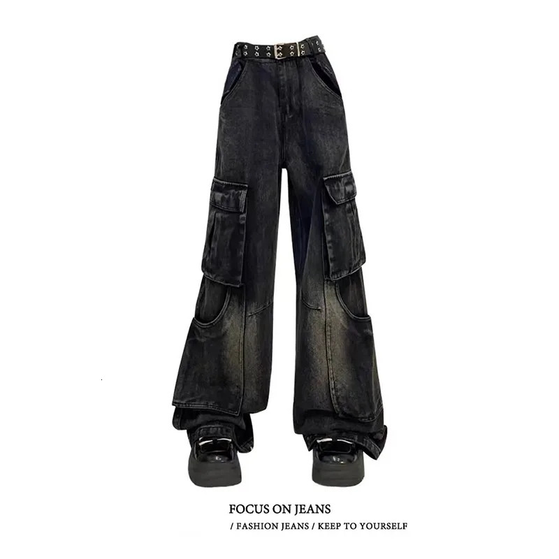 Womens Black Gothic Cargo Jeans Vintage Korean 90s Aesthetic Y2k Denim Trousers Harajuku High Waist Cowboy Pants 2000s Clothes 240806