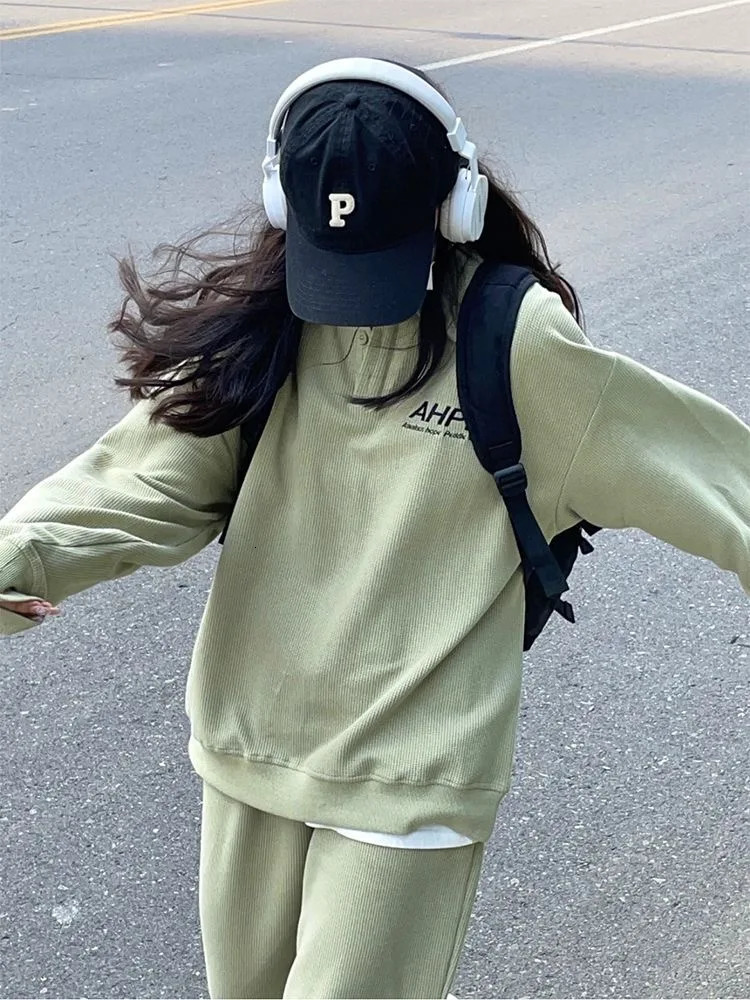Avocado green retro polo shirt womens hooded sweatshirt oversized waffle sweater Korean autumn Y2K Harajuku long sleeved T-shirt for teenagers 240827