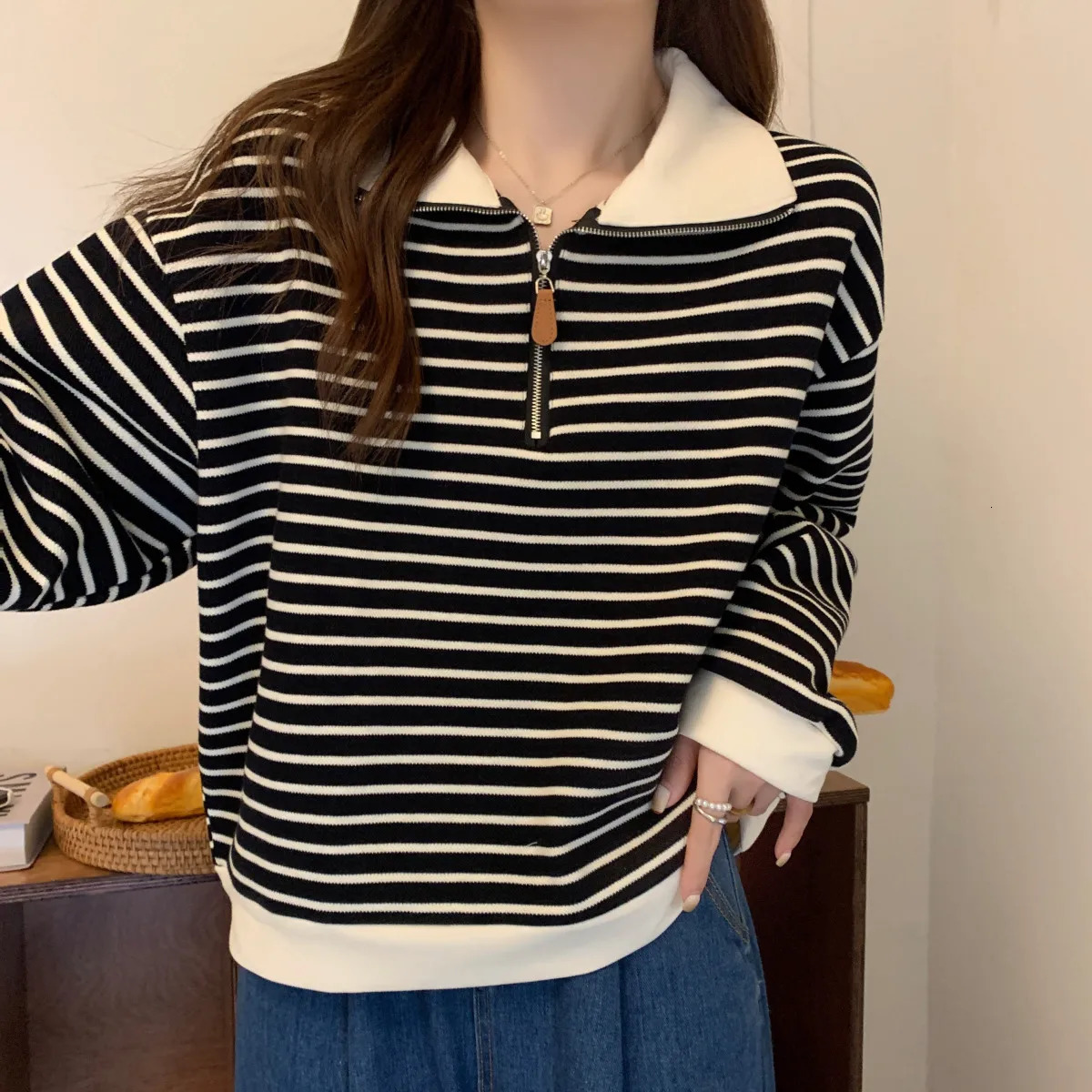 Large Size Striped Polo Collar Shoulder Sweatshirt for Womens Spring Autumn Loose Half Zipper Long Sleeved Casual T-shirt Top 240806