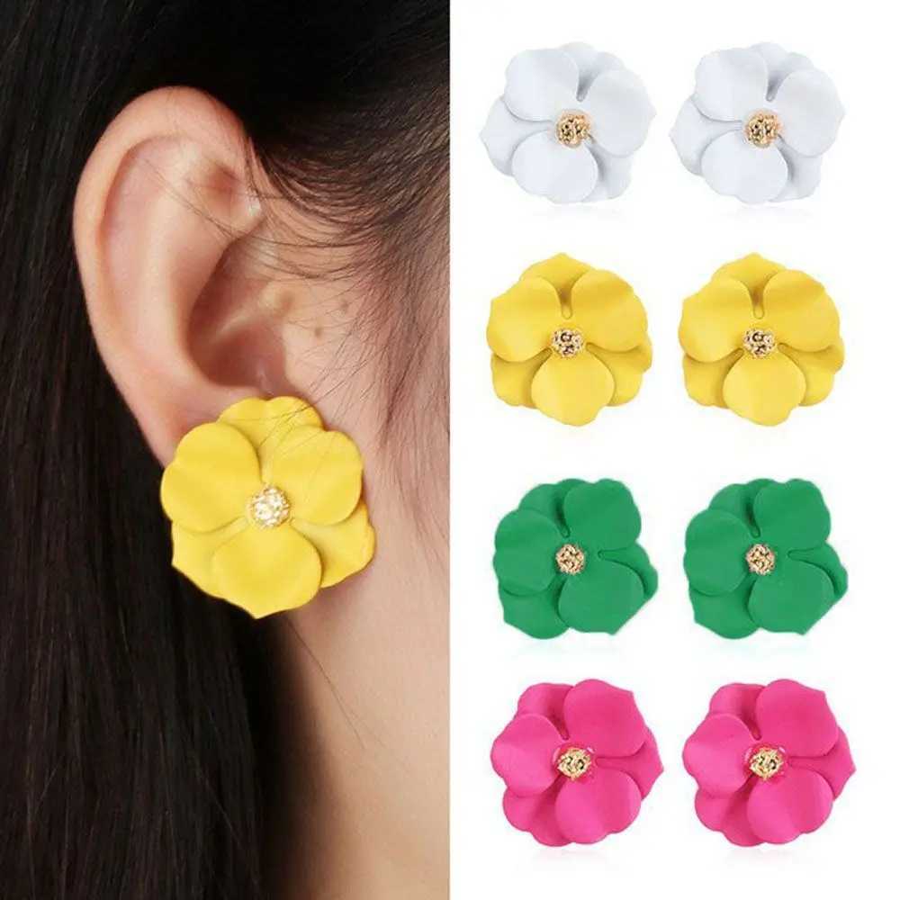 Cute Classic Female Cute Girl Flower Petal Jewelry Fashion Accessories Earrings W240803