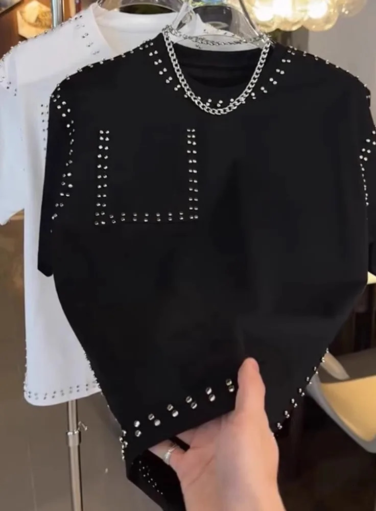 Fashion Trend Mens Tshirt 2024 Summer Loose Rivet Half Sleeve Casual Handsome Solid Color Short 240806