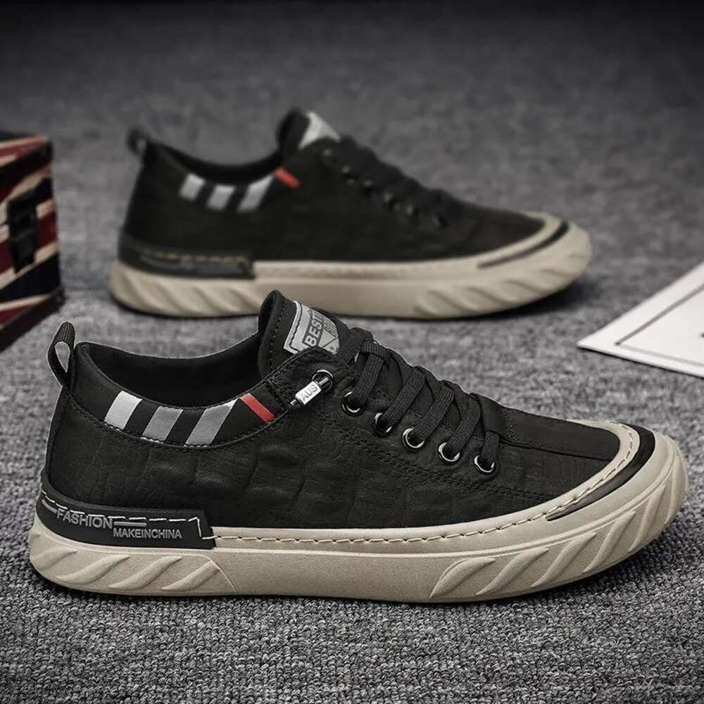 Summer casual student canvas board versatile breathable ultra light old Beijing ice silk cloth shoes Men's Korean version trend