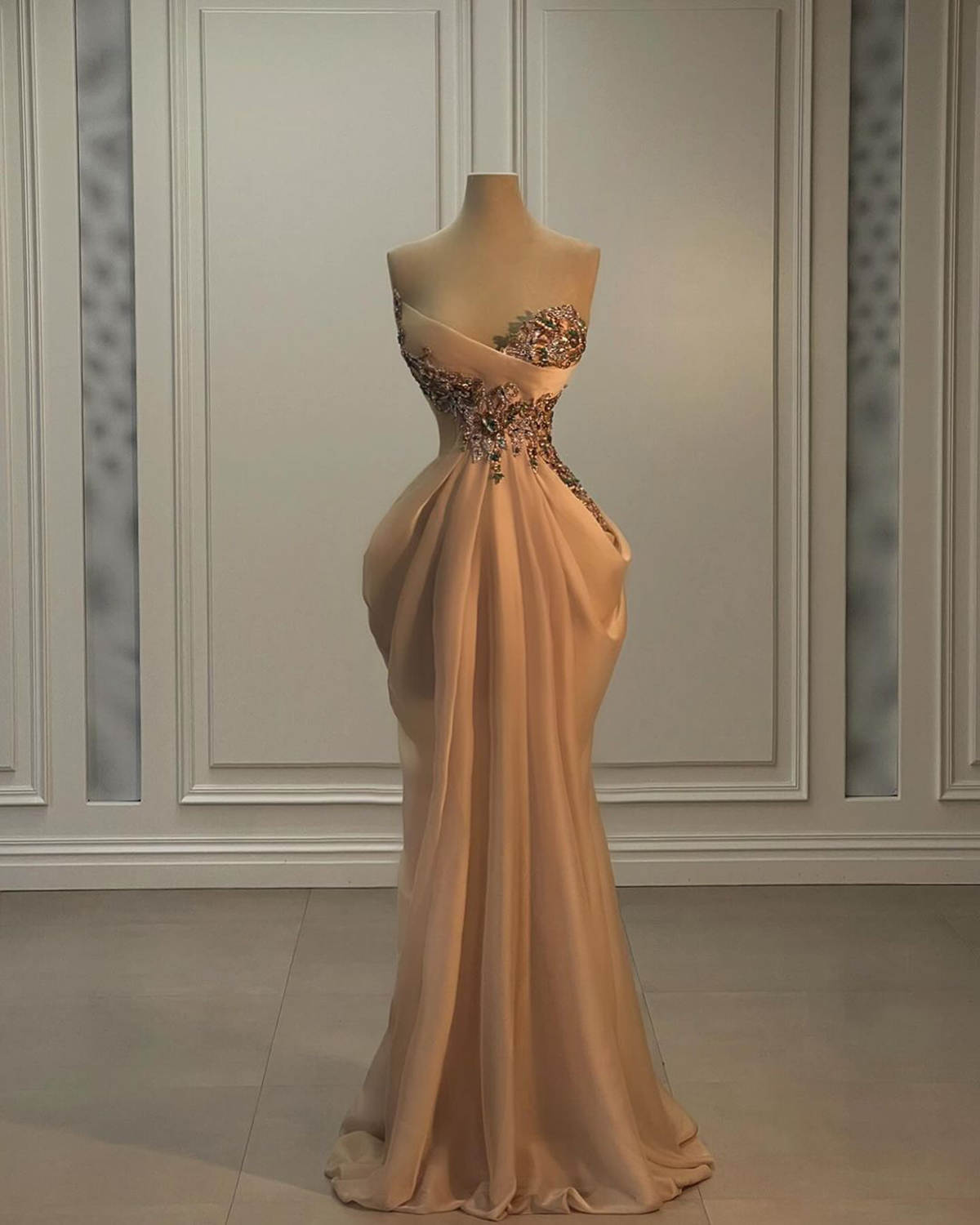 Gorgeous Mermaid Evening Dress Beaded Crystal Strapless Sleeveless Prom Gowns Ruched Draped Formal Dresses Customized