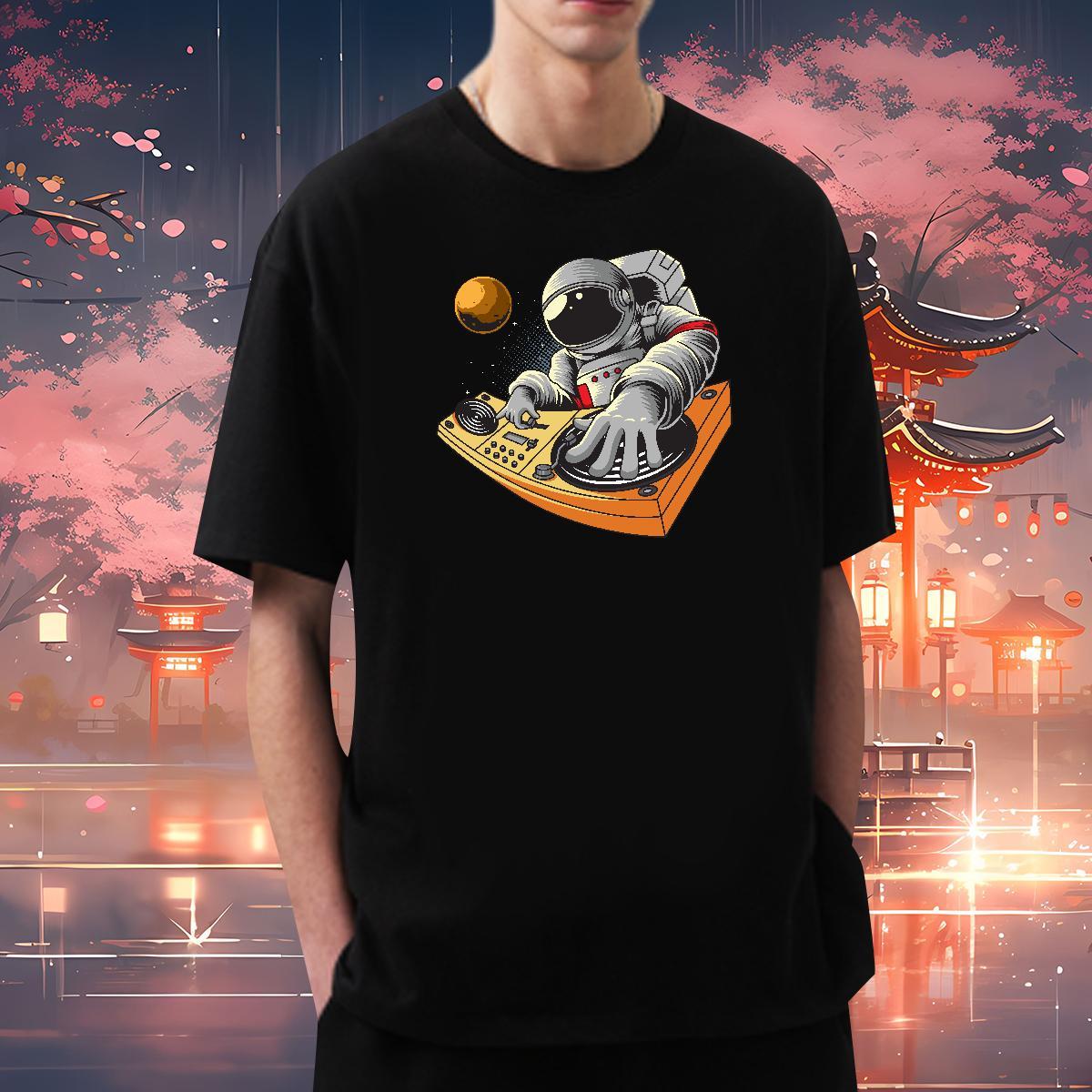 T Shirt For Man 100% Cotton 230g universe Spring Summer O-Neck Short Sleeve Black White Couples T Shirts DIY Customized Cool Top Tees