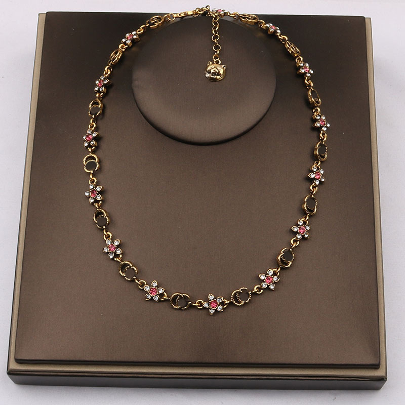 Diamond Designer Vintage Choker Pendant Necklaces Chain Women Jewelry Accessories Wedding Christm Gift