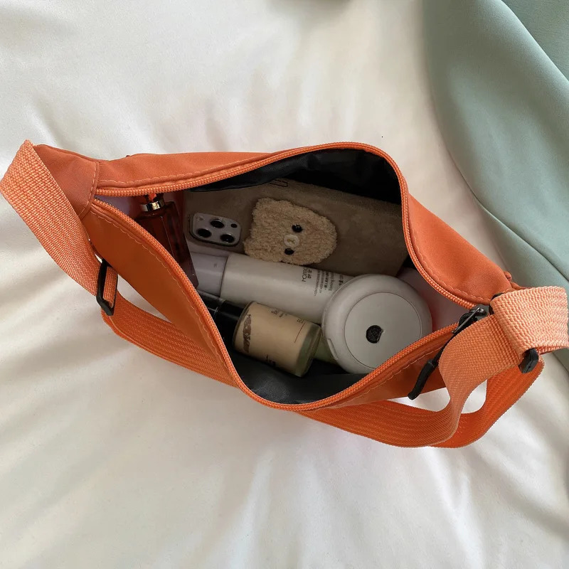 Solid Color Chest Bag For Women Large Capacity Travel Crossbody Female Half Moon Belt Bag Ladies Daily Street Fanny Packs 240805