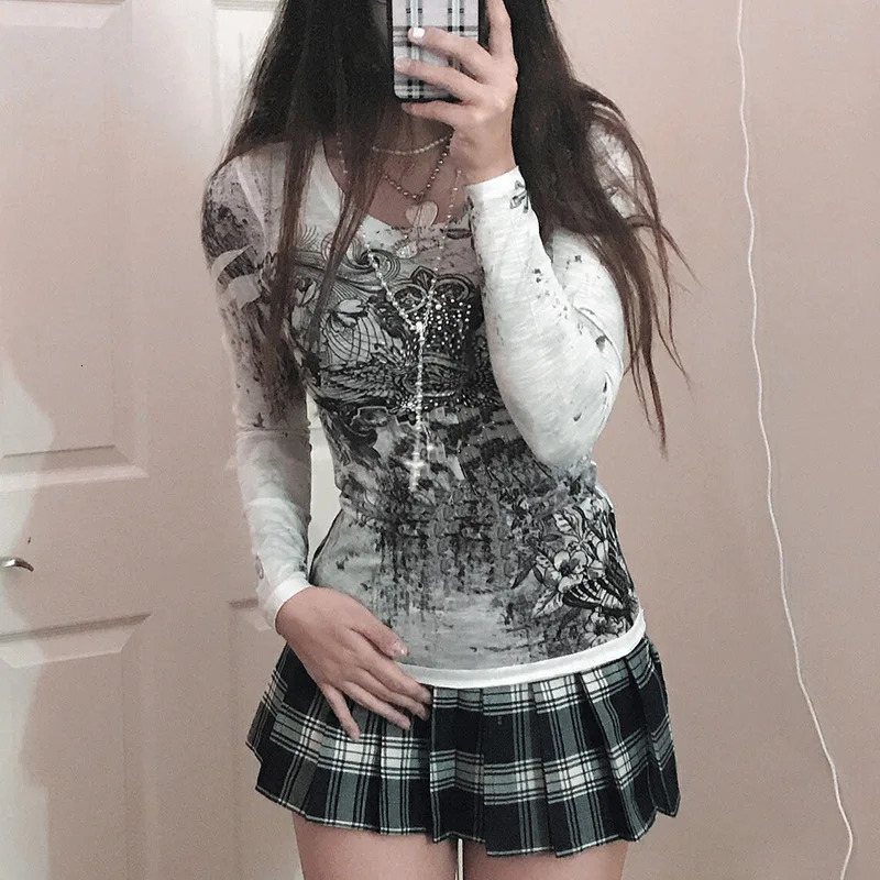 Gothic Y2K Tees Grunge Fairy Casual Party Womens Round Neck Tight Tops intage Heart Wings Print Long Sleeve Slim Fit Pullovers 240806