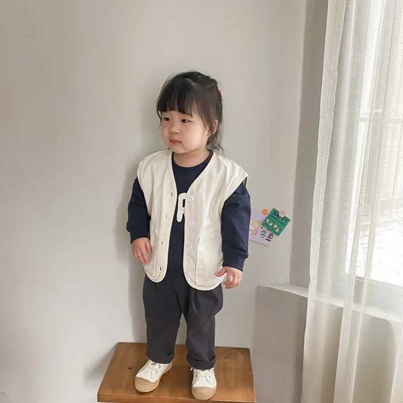 Childrens clothing childrens denim vest 2023 spring/summer Korean fashion boys and girls pocket loose casual denim vestW240724
