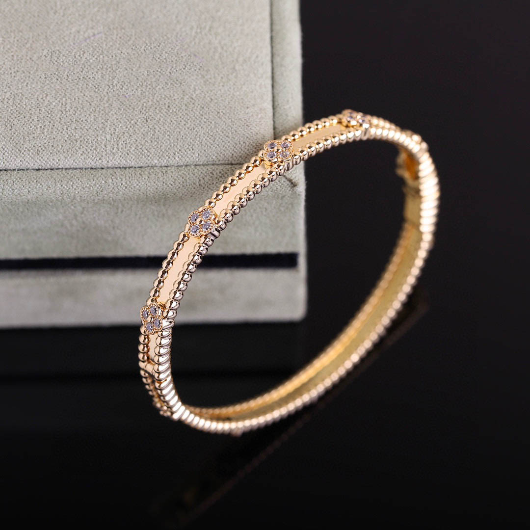 Luxury quality charm punk band bracelet with diamond and flower shape designer jewelry have stamp box PS3786B