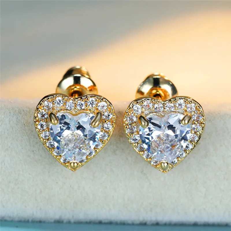 Cute womens small white crystal zircon stud earrings fashionable heart-shaped womens wedding jewelry W240803