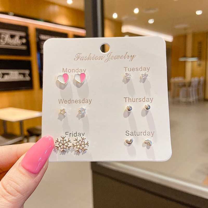 Korean Weekly Set of Stud Earrings for Women Simple Cute Exquisite Mini Earrings Jewelry Gifts Wholesale Direct Sales W240803