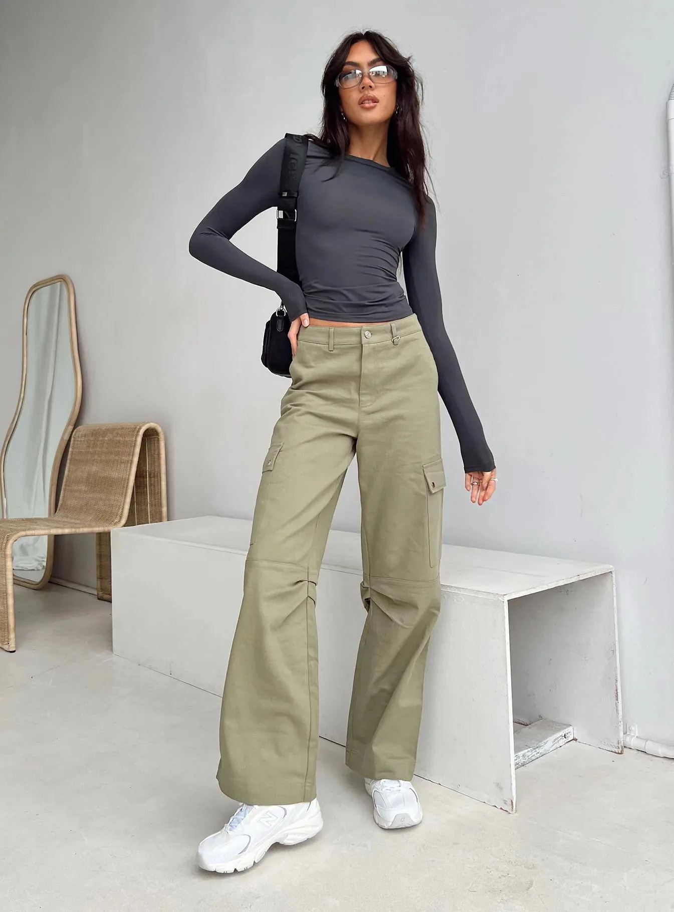 Women Long Sleeve T Shirt Spring Autumn Solid Slim Fit Pullovers Tees Female Basic Tee Y2k Clothes Streetwear Crop Tops 240806