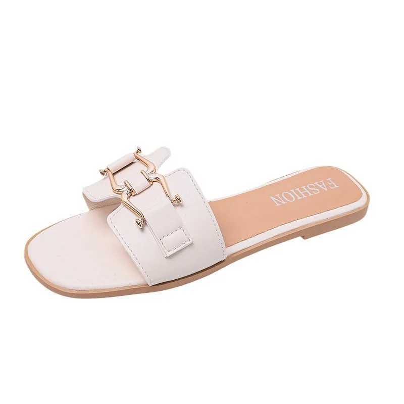 2024 European and American Style Summer Fashion Out Flip-flops Flat Leisure Horse with Buckle Temperament One Line Slippers for Women W250704
