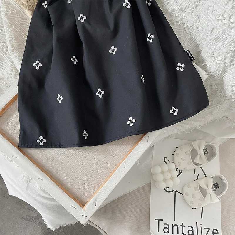 Summer one-piece sleeveless floral midi dress black cotton beach clothing for girls 2023 fashionable and elegant for women 2 to 8 yearsW240720
