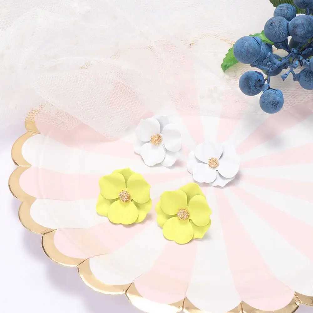 Cute Classic Female Cute Girl Flower Petal Jewelry Fashion Accessories Earrings W240803