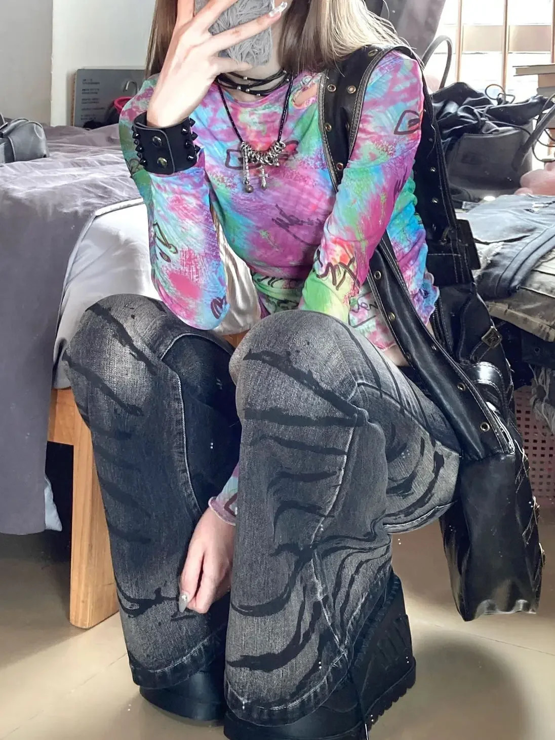 Graffiti Zebra Striped Printed Flare Jeans Denim Pant Slight Bootcut Bell Bottom y2k pants harajuku punk gothic grunge aesthetic 240806