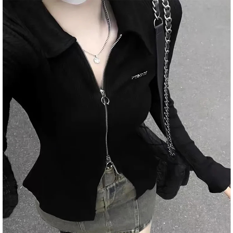 Y2K Black T Shirts Women Streetwear Zipper Crop Tops Harajuku Korean Turn Down Collar Long Sleeve Tunic Slim Casual Chic Tees 240806