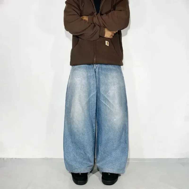 Y2K Street New Cartoon Characters Embroidered Light Blue Washed Loose Jeans Harajuku Gothic Hip Hop Skateboard Pants Mens WomensM240803
