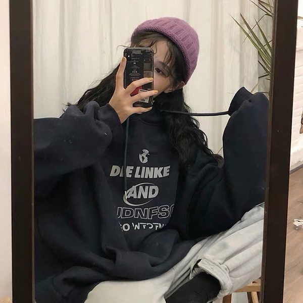 2024 new autumn and winter plus plush thick hoodie women's trendy ins hooded loose letter lazy style outer set