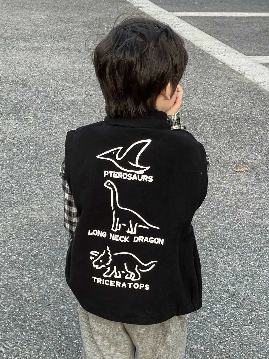 Korean style boy vest jacket for outdoor casual wear suitable for spring and summer from 2 to 14 years old new baby topW240724