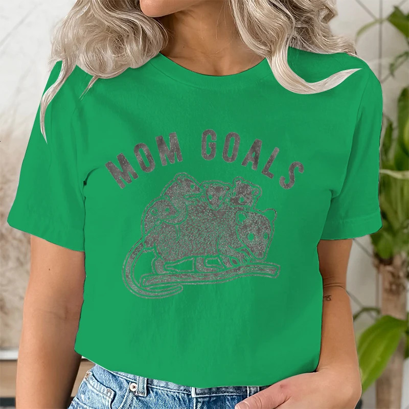 Womens Mom Goals Tshirt Funny Opossum Family Cute Animal Graphic Tee Shirt Vintage Aesthetic Clothes Short Sleeve Shirts Women 240806