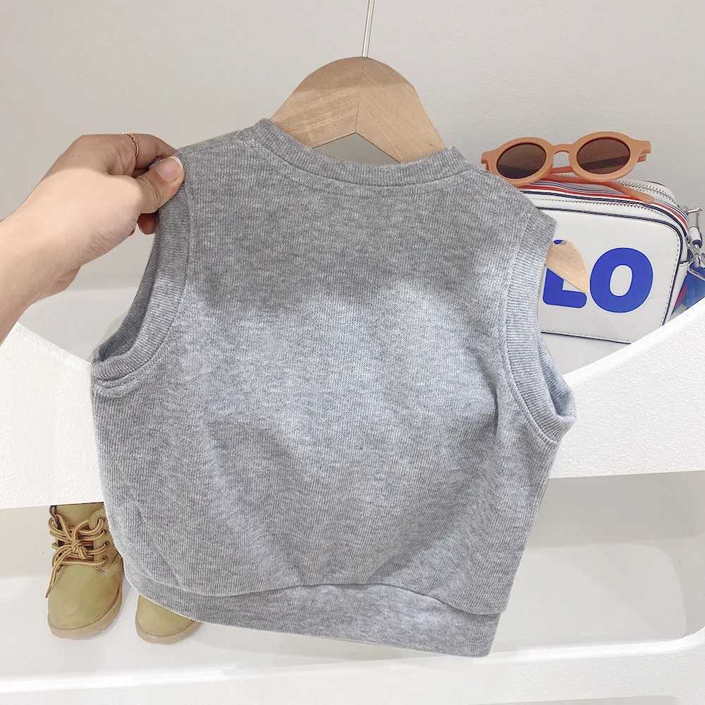 Childrens waist shirt childrens sleeveless top 2023 spring/summer childrens zipper thin vestW240724
