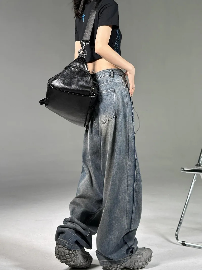 American Fashion Letter Embroidered Baggy Jeans Women Y2K High Street Harajuku Vintage Gothic Straight Versatile Mop Pants 240806
