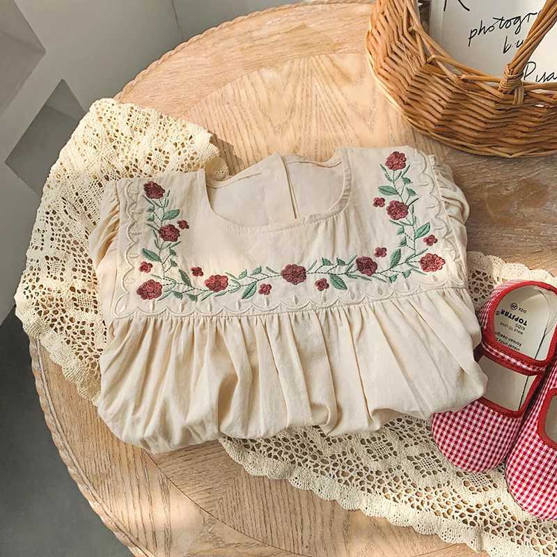Girls Fashion Embroidered Flower Dress 2024 Summer New Girls Preschool Princess Dress Childrens Short Sleeve Party ClothingW240720