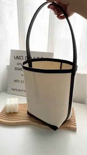 Canva Tote Bag Womens Bucket Korean Style Large Capacity Shopping Casual Highend Feel Underarm Commute 240805