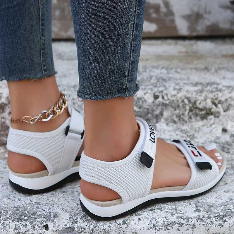High Quality Flats Women Sport Sandals Summer Casual Shoes New Fashion Slippers Mesh Walking Running Beach Shoes Trend Femme Shoes T241227