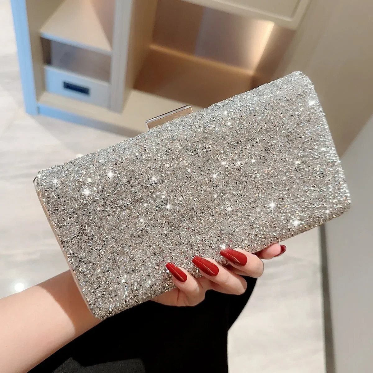 Sparkling sier dia evening bag for womens wedding banquet clutch party handbag colored chain shoulder 240806
