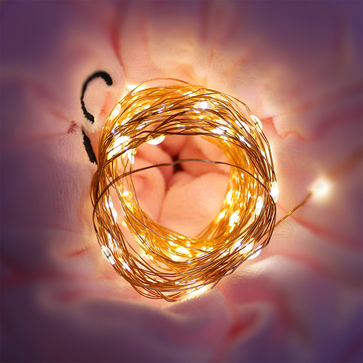 Copper Wire Solar-Powered LED Light String for Outdoor Holiday Decorations - Lawn & Courtyard Lighting