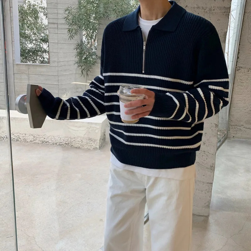 Autumn Korean Mens Light Style Lapel Long Sleeve Sweater Fashion High-end Loose Retro Casual Half Zip Striped Sweater Top 240729