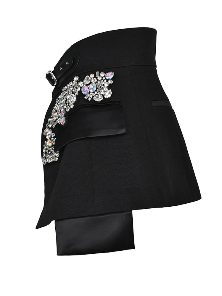 EAM Black Irregular Rhinestones Belted Mini Half-body Skirt High Waist Women Fashion Spring Autumn 2024 JY75801 240805