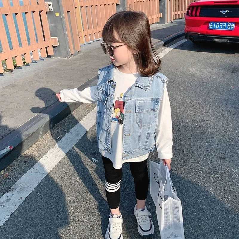 Childrens blue denim vest sleeveless jacket for boys and girls aged 2-7 spring and autumn fashion vest childrens jacketW240724