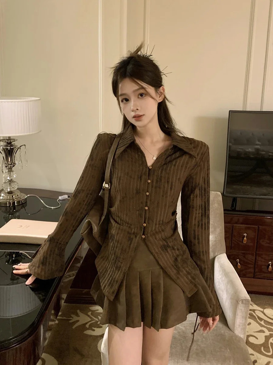 Womens striped shirt 90s Y2k retro Korean Harajuku 2000s elegant and fashionable long sleeved polo neck shirt autumn clothing 240827