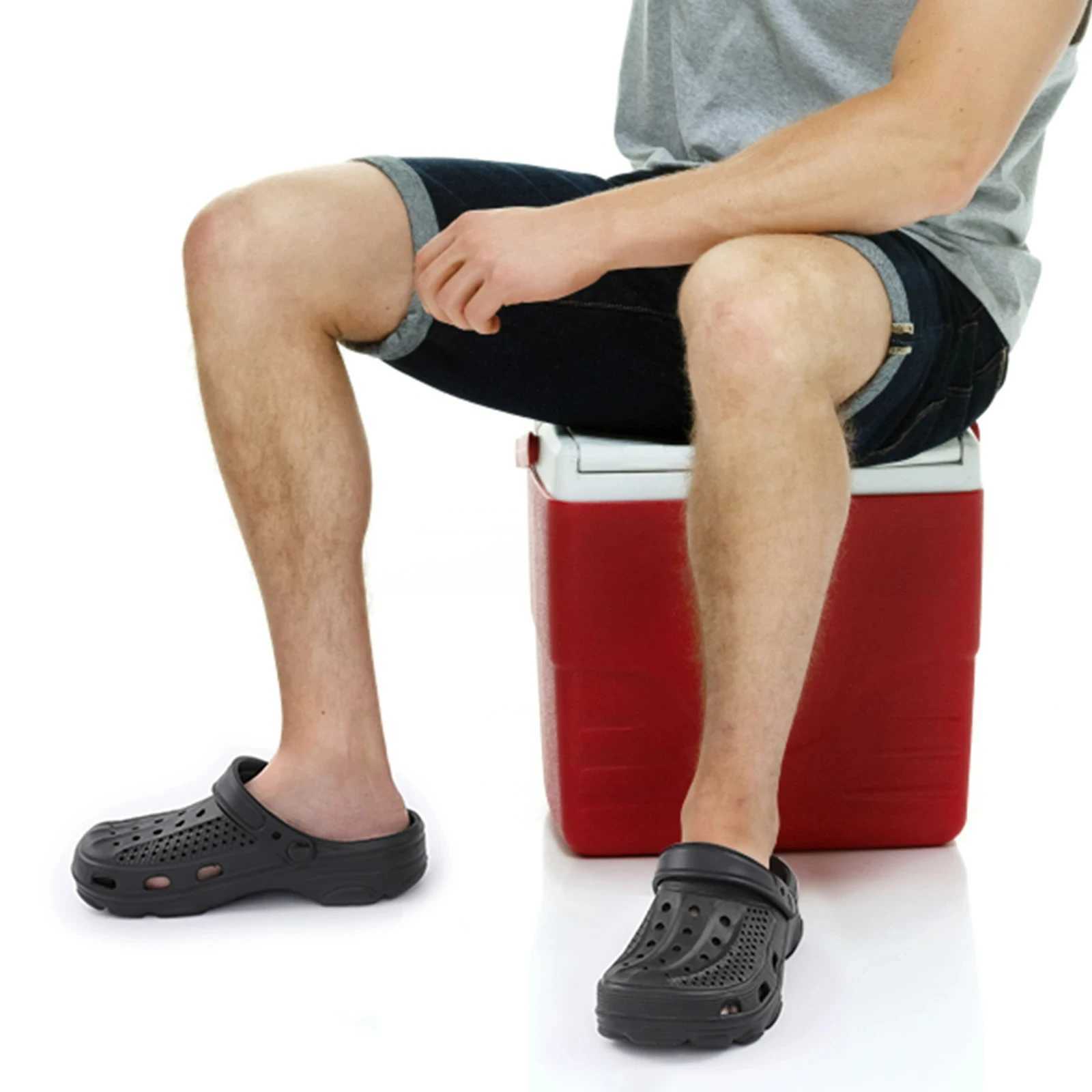 New Arrival Summer Mens FAshion Garden Slippers Outdoor Beach Slippers T250407