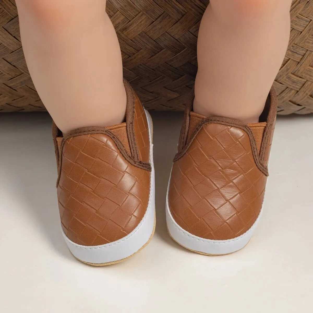 First Walkers Sneakers Baby Boys Girls Shoes First Walkers Infant Toddler Anti-Slip Soft Sole Classical Newborn Baby Casual Shoes 0-18 Month H240805