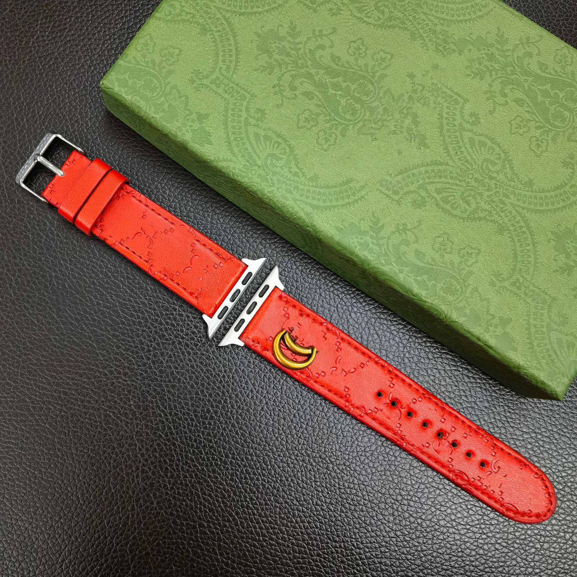Designer Apple Watch Bands 49mm for apple watch ultra series 8 3 4 5 6 7 iwatch Bands 38mm 40MM 42mm 44mm 45mm Designer Bright Leather Embossing Metal LetterF10Q