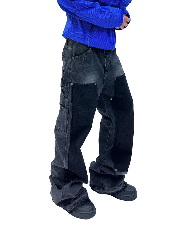 Techwear Style Niche Design Washed Distressed Rivet Destroyed Tassel Womens Lightly Flared Overalls Pocket Jeans Men Pants 240806