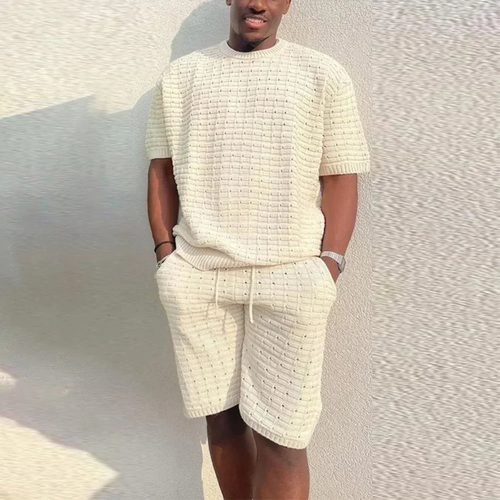Men Suit Large Size Spring Summer Short Sleeve Knit Tops and Shorts Two Piece Sets Long Sleeve Sportswear Streetwear Men Fashion 240813