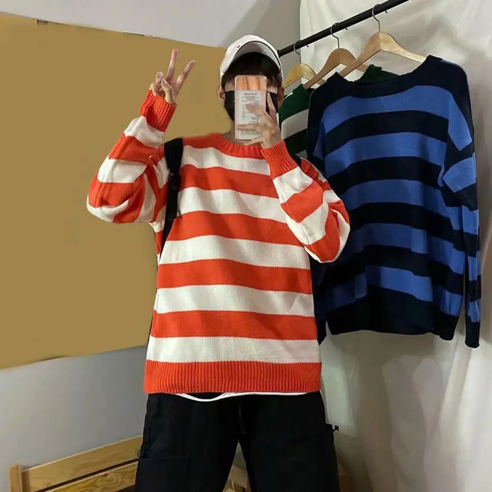 Mens autumn sweater with warm round neck long sleeved zipper comfortable stripes contrasting colors crew collar winter mens clothing 240807