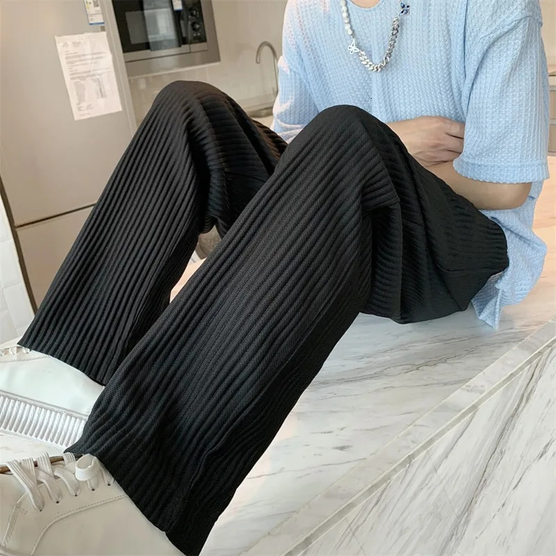 Summer Pleated Pants Men Fashion Oversized Ice Silk Pants Men Japanese Streetwear Loose Straight Pants Mens Casual Trousers 240807
