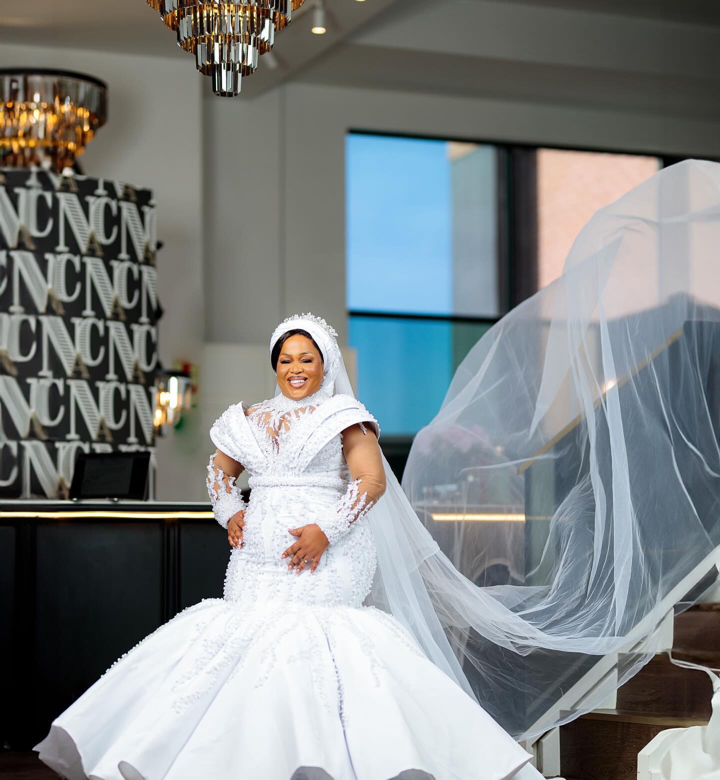 2024 Arabic Aso Ebi Plus Size White Mermaid Wedding Dresses Lacefull Pearls Stylish Vintage Bridal Gowns Dress Vestidos De Novia ZJ211