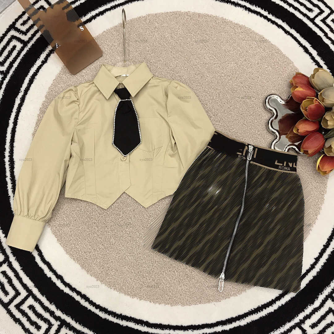 Fashion Girls Hobe cosits Kids Designer Clothes Taille 100-150 cm Baby Partydress Shirt avec petit accessoire de cravate et logo Jacquard Denim R