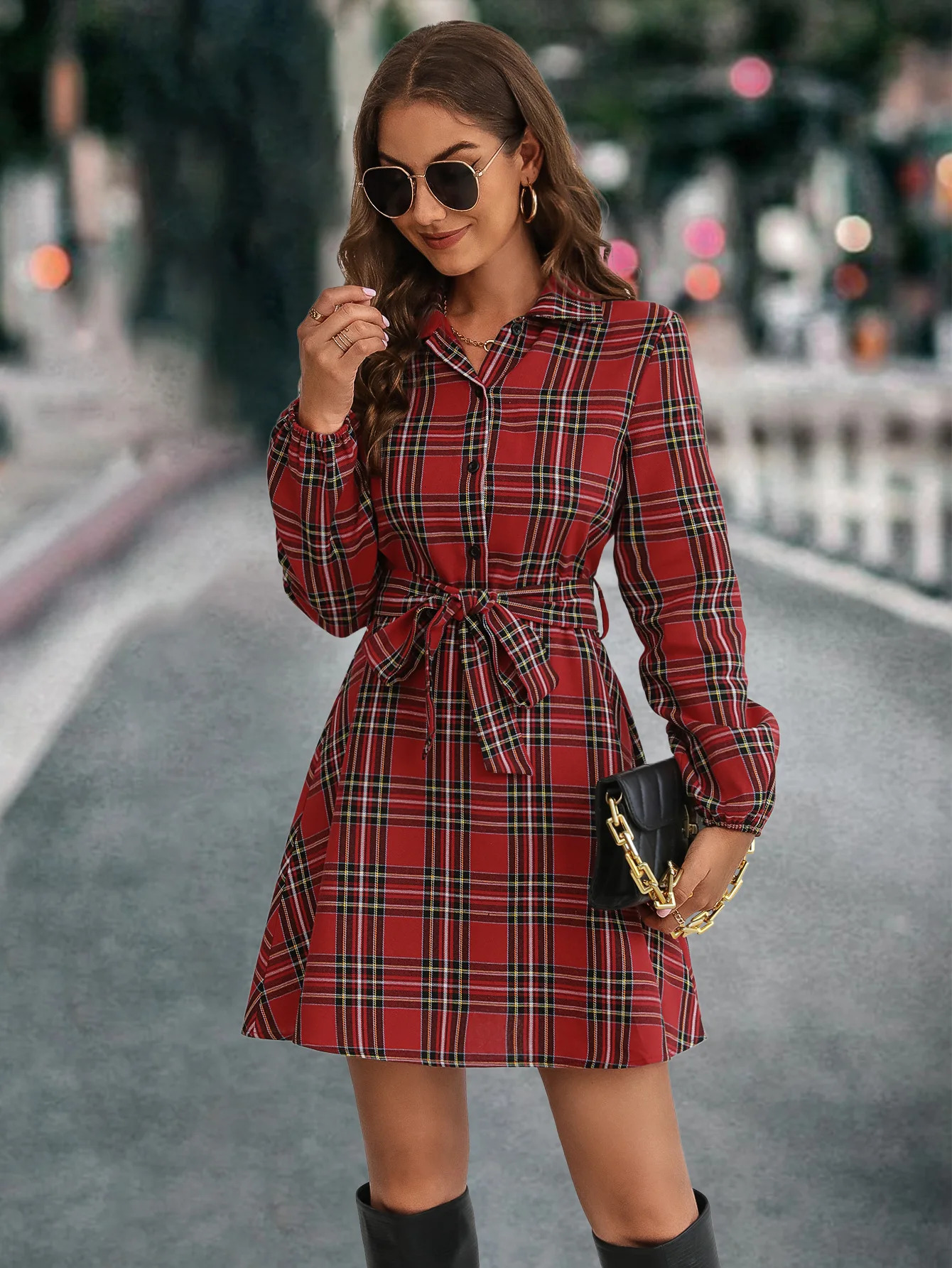 Spring and Autumn Womens Fashion and Elegance Casual Commuting Slim Fit Lacing Button Lantern Sleeve Plaid Shirt Dress 240807