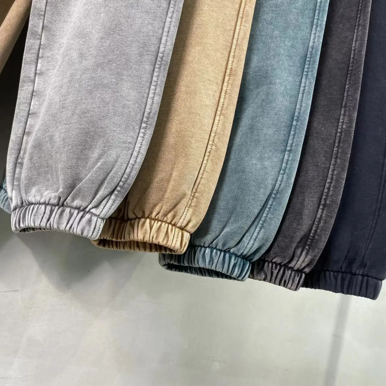 Autumn Winter Batik Retro Loose Sweatpants Man Vintage Full Length Drawstring Elastic Waist Washed Casual Streetwear Pants 240806