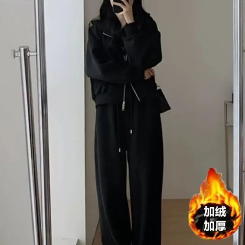 Velvet and Thickened Sports Suit For Womens Autumn Winter Korean Edition Loose Slim Fashion Sweater Casual Pants Two Piece Set 240807